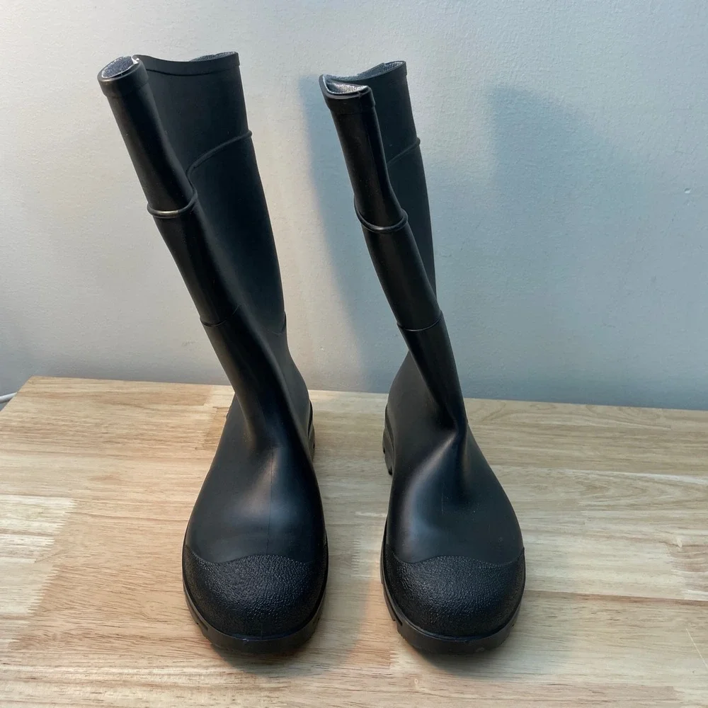 Servus Mens Black‎ Rubber Steel Toe Work Boots Size 8 USA  NWOT